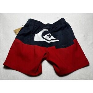 NWT Quiksilver volley butt logo 17'' Small Board Shorts new surf Boardshorts NWT